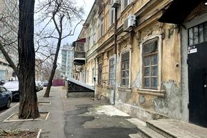 коммерческая по адресу Успенский пер., 23