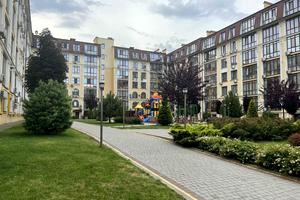 квартира за адресою Дача Ковалевського вул., 121