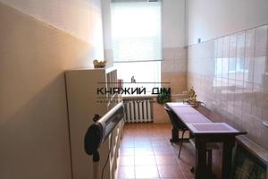 комерційна за адресою Овруцька вул., 21