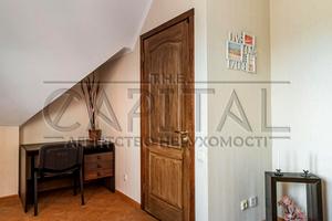 будинок за адресою с. Гатне, Юності вул., 10
