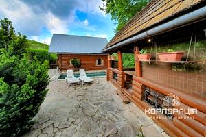 коммерческая по адресу Центральна, 10