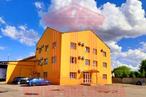 коммерческая по адресу Киевский шлях, 16