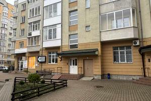комерційна за адресою Генерала Миколи Юнаківа вул., 9