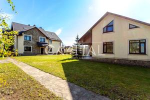будинок за адресою вул. Ентузіастів