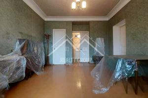 квартира за адресою пл.Визволення, 1
