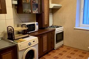 квартира за адресою Євгена Танцюри вул., 76
