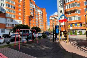 квартира за адресою Злуки просп., 47