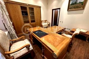 коммерческая по адресу Шота Руставели ул., 30-Б