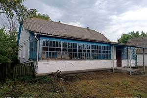будинок за адресою Шкільна, 12