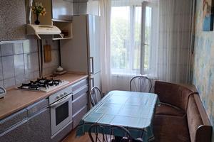 квартира за адресою Квартальна вулиц вул. (Гладкова), 43