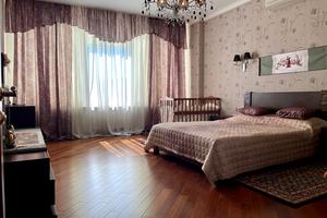 квартира за адресою Литературная, 1а