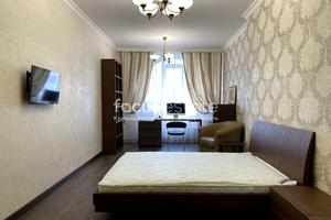 комерційна за адресою Кловський узвіз, 7a
