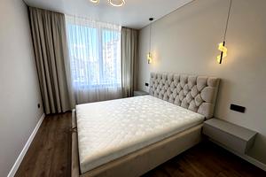 квартира за адресою Степана Бандери вул., 79