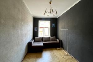 квартира за адресою Джерельна вул., 34