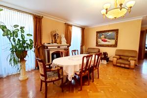 будинок за адресою Тіниста вул., 16