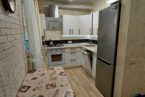 квартира за адресою Космонавтів вул., 18