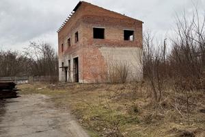 комерційна за адресою Вантажний двір, 3