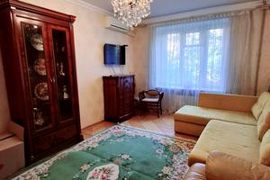 квартира за адресою Гвоздичний пров., 3а