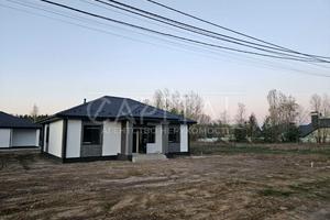 дом по адресу Небесной Сотни ул. (Паризької Комуни)