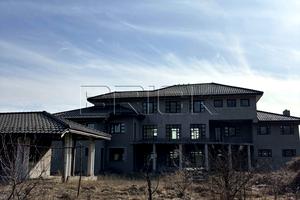 будинок за адресою Ялинкова