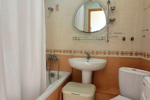 квартира за адресою Нескорених вул. (Героїв Праці), 12