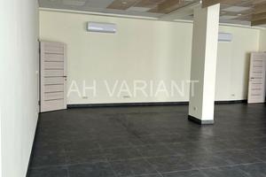 коммерческая по адресу Корятовича пл., 33