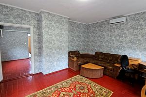 дом по адресу провулок Липневий