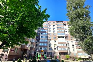 квартира за адресою Рихтера Святослава, 148 а