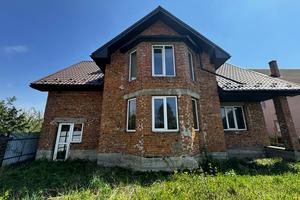 будинок за адресою Злуки