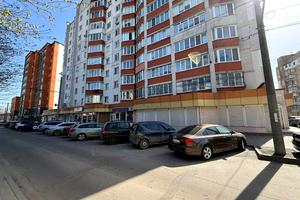 комерційна за адресою Петра Болбочана вул. (Городовікова), 3/2