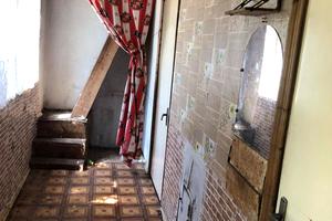 будинок за адресою Центральная, 570