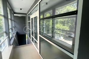 коммерческая по адресу Юрія Іллєнка, 5