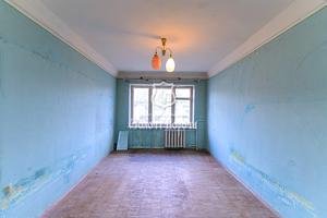 квартира за адресою Салютна вул., 25