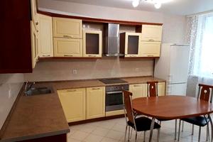 квартира по адресу Драгоманова ул., 2