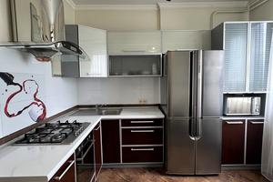 квартира за адресою Тополина, 2