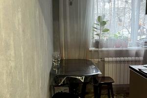 квартира за адресою Дмитра Антоновича бульв., 6