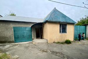 комерційна за адресою Павла Скоропадського вул. (Адмірала Макарова), 7/11
