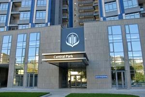 паркомісце за адресою Джона Маккейна вул. (Івана Кудрі), 7