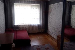 квартира за адресою Максима Залізняка вул., 12