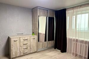 квартира за адресою Максима Залізняка вул., 14