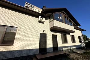 комерційна за адресою Агатангела Кримського вул., 5