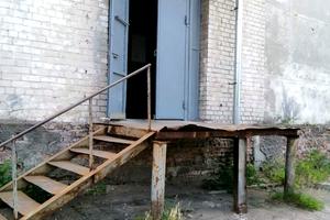 коммерческая по адресу верещагина