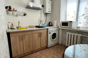 квартира за адресою Олександра Довженка вул. (Толстого), 102