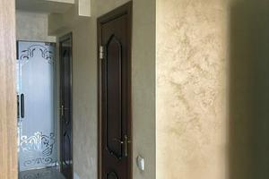комерційна за адресою Зарічанська вул., 57/1
