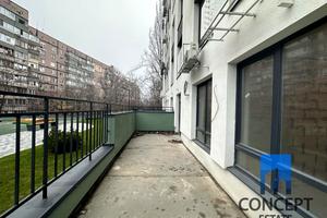 комерційна за адресою Космічна вул., 5