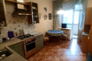 квартира за адресою Одеса, Довженка вул., 8