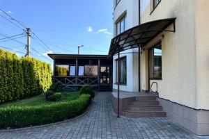 квартира за адресою Поповича вул., 23