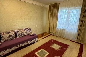 квартира за адресою Шкільна вул. (Героїв Сталінграда), 40