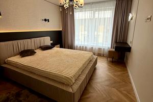 будинок за адресою Лотовича