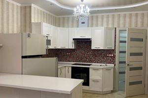 квартира за адресою Анни Ахматової вул., 22